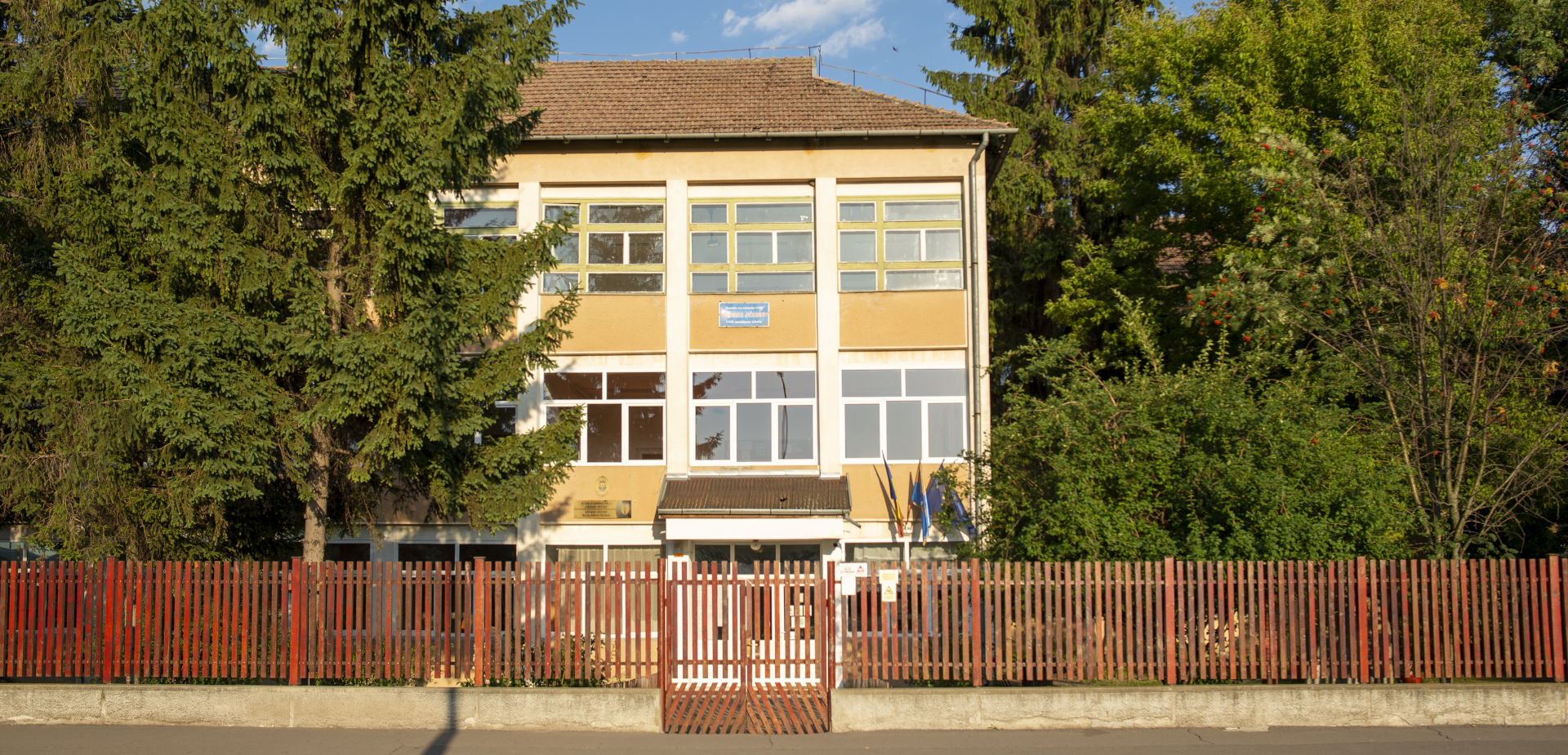 Școala Gimnazială Váradi József
